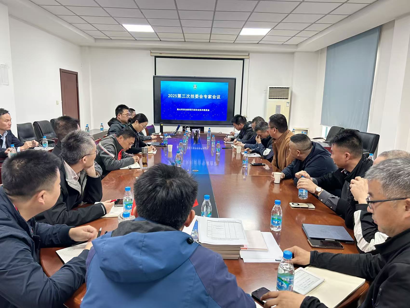 1762496473031059732.jpg 1.jpg